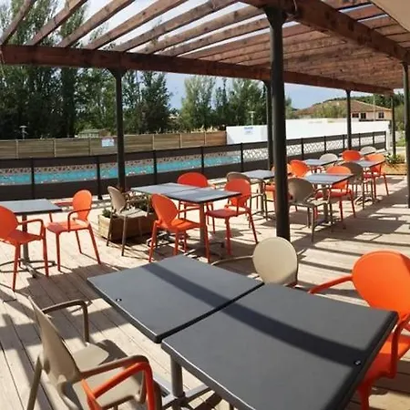 Adonis Aix En Provence 3* אקס-אן-פרובאנס